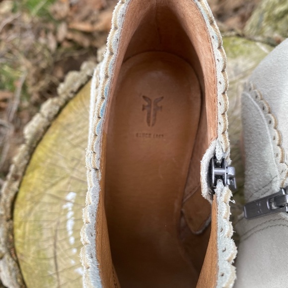 Frye Reed Scallop Shootie Size 6.5 - Picture 7 of 11